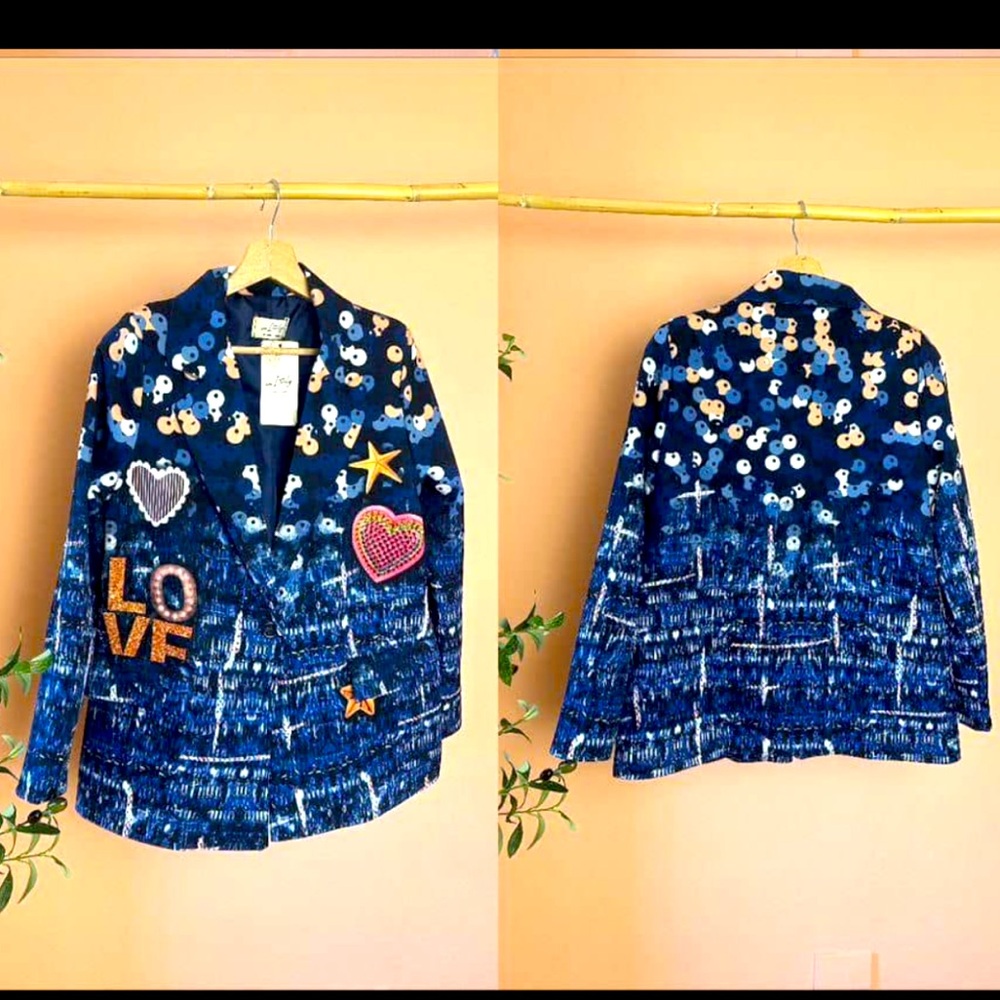 BLAZER LOVE ONE SIZE UP TO LARGE